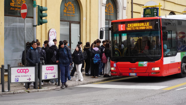 Crisi Conerobus, la Provincia: "Nuovi soci? S&igrave;, ma resti pubblica" &copy; Creative Commons