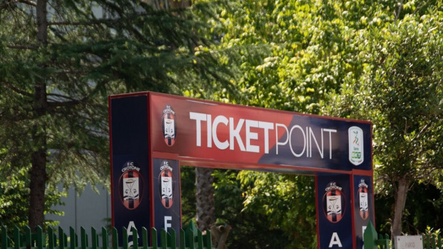 Il Ticket Point del Crotone - &copy; FcCrotone