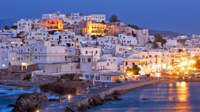 Naxos &egrave; una delle destinazioni che raccontano il nuovo turismo europeo: meno mete affollate e pi&ugrave; esperienze tra natura, cultura e tradizione