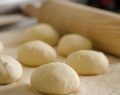 La cucina della nonna sbarca su TikTok: le ricette tradizionali conquistano la Gen Z