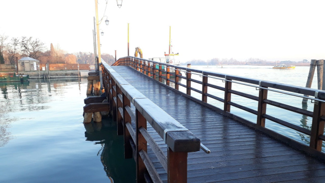 Burano e Murano: finita la manutenzione a ponte Longo e ponte ... &copy; Creative Commons