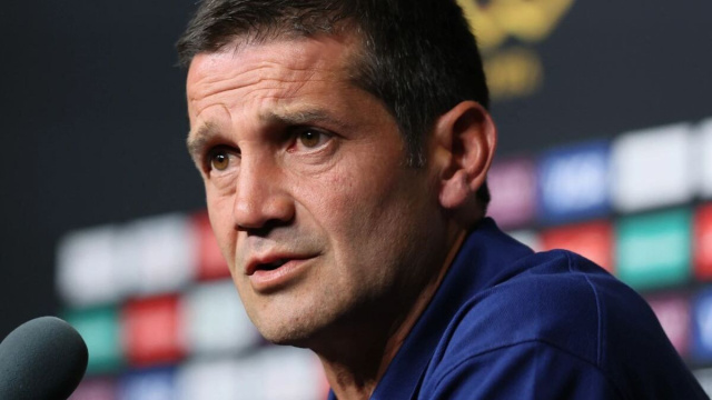 Chivu in conferenza stampa &copy; Inter