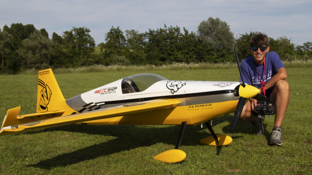 Intervista ad Elia Fantin, giovane campione di aeromodellismo ... &copy; Creative Commons