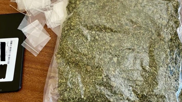Ponticelli: sorpresi con la droga in casa. Un denunciato e un ... &copy; Creative Commons