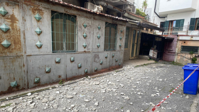 Terremoti Campi Flegrei, come riconoscere crepe pericolose e cosa ... &copy; Creative Commons