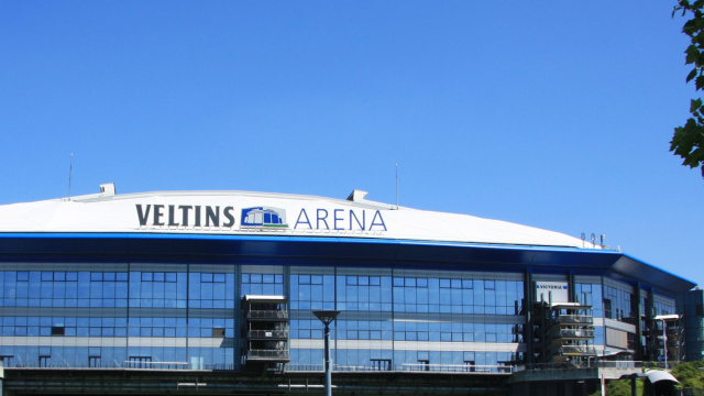 Veltins-Arena - Wikipedia &copy; Creative Commons