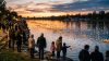 Lanterne sull’acqua, desideri e musica: il Water Lantern Festival a Milano