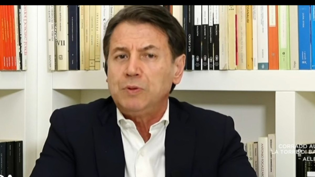 Conte ospite di In Onda (&copy; YouTube)