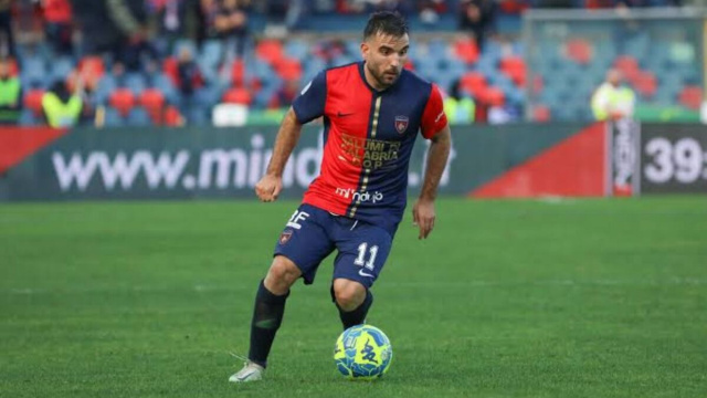 Enrico Brignola vicino al Crotone - &copy; Cosenza Calcio