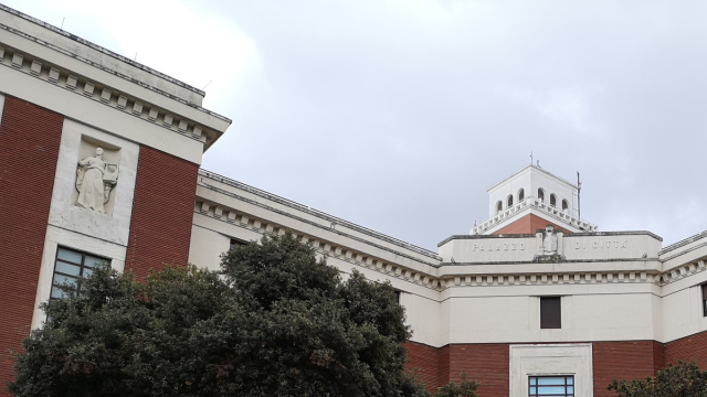 File:Palazzo di Citt&agrave;, Pescara (2).jpg - Wikipedia &copy; Creative Commons