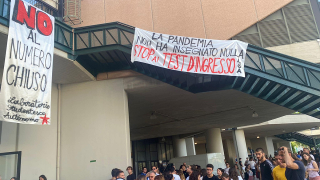 Test di Medicina, da Torino a Palermo le proteste degli studenti ... &copy; Creative Commons