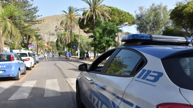 Una volante della Polizia &copy; Creative Commons