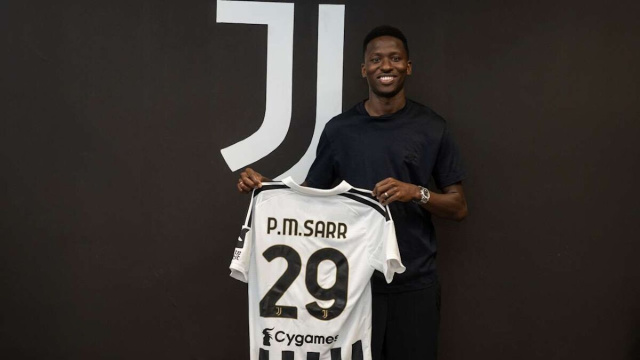 Pape Sarr, centrocampista della Juventus. Foto &copy; Juventus