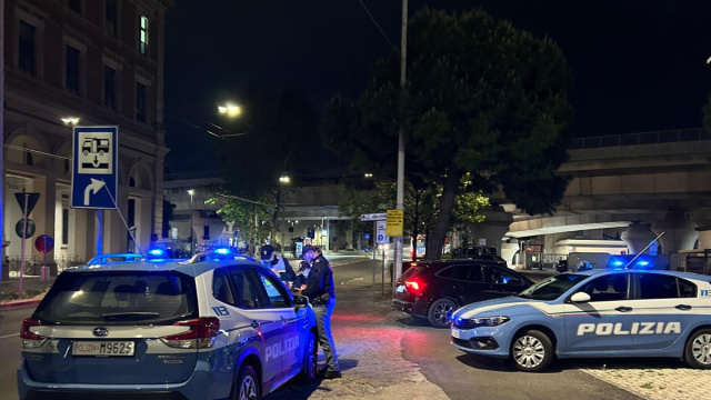 Servizi &ldquo;Alto Impatto&rdquo; della Polizia di Stato nelle zone del Piano ... &copy; Creative Commons