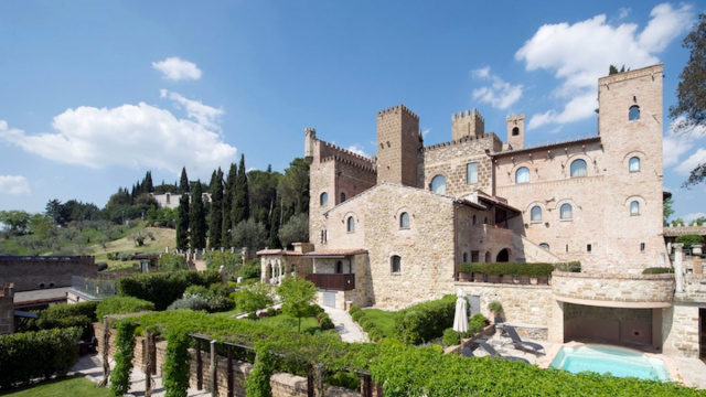 TH Perugia Castello di Monterone  Hotel Castello in Umbria &copy; Creative Commons