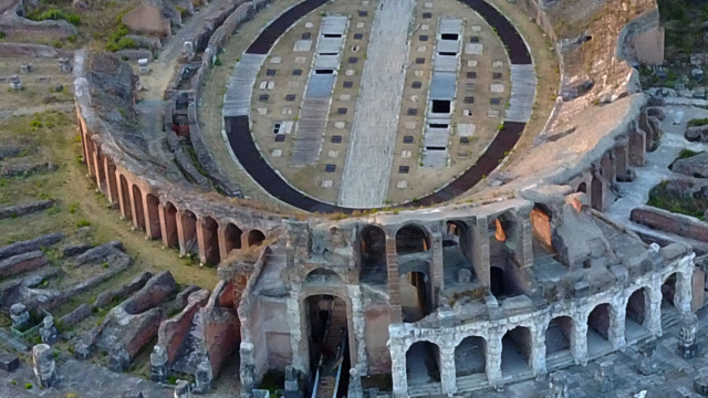 Anfiteatro campano - Ministero della cultura &copy; Creative Commons