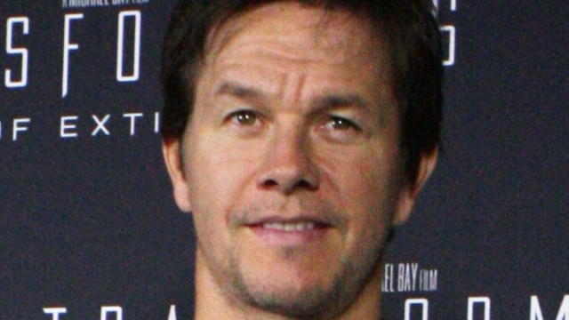 Wahlberg alla premi&egrave;re di Transformers: Age of Extinction nel 2014