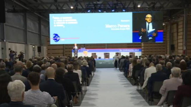 L'industria regionale celebra il suo contributo post-terremoto &copy; Creative Commons