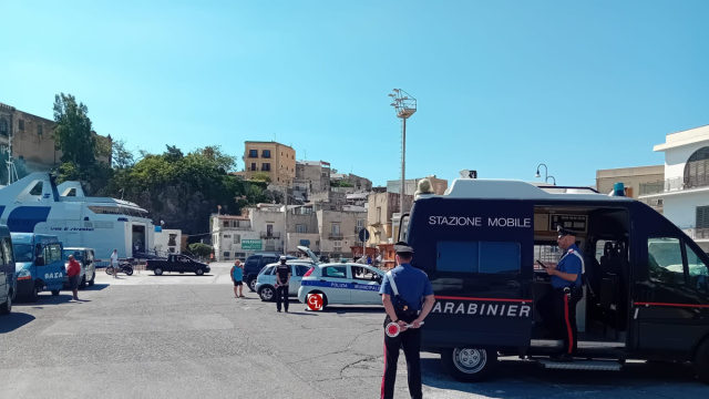 Lipari e le sue isole : il decreto sull'afflusso dei veicoli a ... &copy; Creative Commons