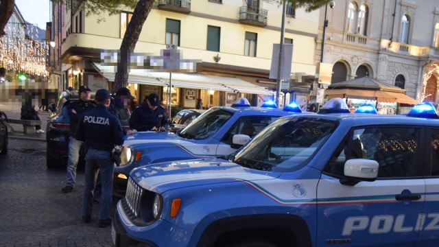 FESTIVITA' NATALIZIE: ALTRI CONTROLLI DELLA POLIZIA DI STATO ... &copy; Creative Commons