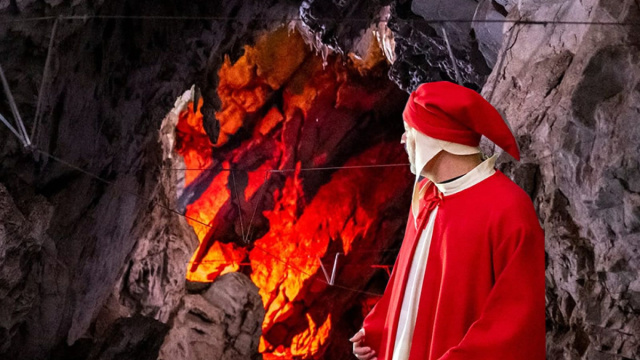 L'inferno di Dante nelle Grotte di Pertosa-Auletta &copy; Creative Commons