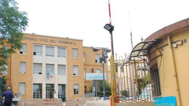 Cardiochirurgia all'Annunziata: 16 nuovi posti letto per Cosenza ... &copy; Creative Commons