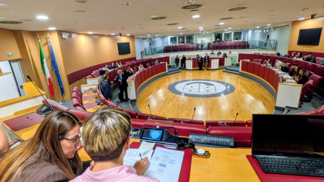 Parlamento dei ragazzi, studenti in Consiglio regionale: approvata ... &copy; Creative Commons