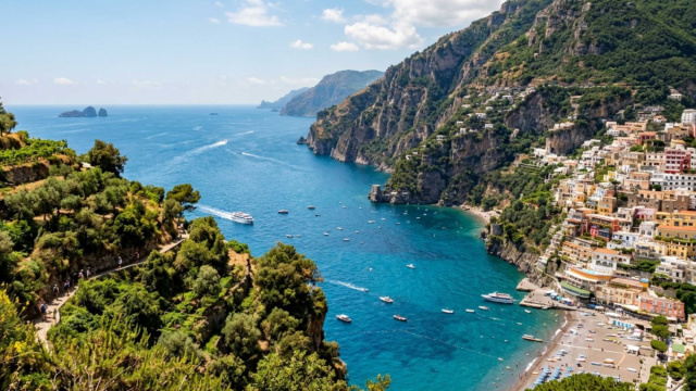 Posti Belli Luglio Campania: 10 Destinazioni Imperdibili per l ... &copy; Creative Commons