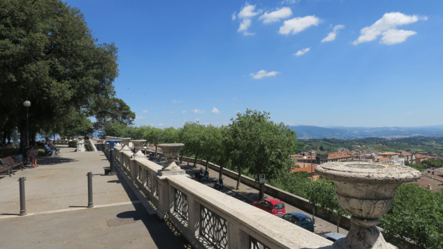 Vista di Assisi dai Giardini Carducci &ndash; Percorsi escursionistici e ... &copy; Creative Commons