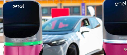 Bonus colonnine auto elettriche: domande via Invitalia dal 22 settembre