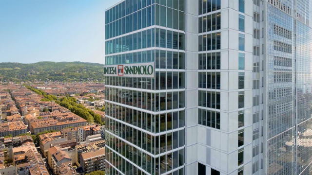 Contatti  Intesa Sanpaolo &copy; Creative Commons