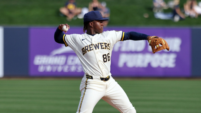 Jes&uacute;s Made Hits The Ground Running &copy; Creative Commons