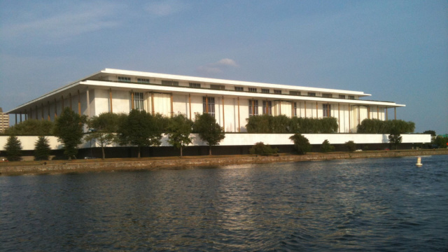 Kennedy Center - Wikipedia &copy; Creative Commons