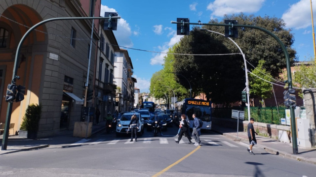 Primo giorno di scuola e traffico, la sindaca Funaro: 'A Firenze ... &copy; Creative Commons