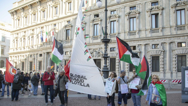 Stop al gemellaggio Milano-Tel Aviv", la protesta in consiglio ... &copy; Creative Commons