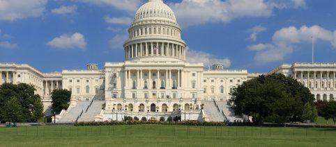 Camera USA: approvata misura per imporre a Trump lo stop alla guerra in Iran