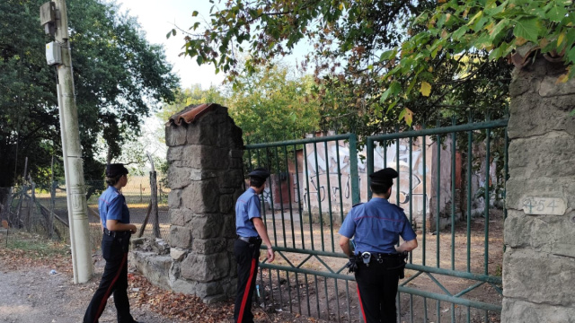 Appia Pignatelli, occupano un casale vuoto: blitz dei Carabinieri ... &copy; Creative Commons