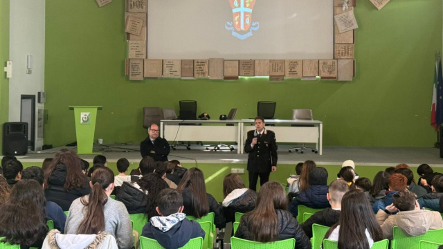 Campo Calabro, incontro sulla legalit&agrave; con i Carabinieri &copy; Creative Commons