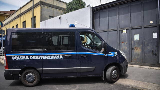 Droga e cellulari in carcere a Taranto, 10 arresti &copy; Creative Commons