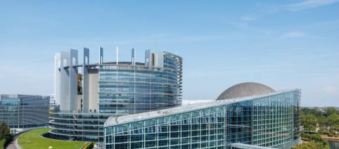 Europarlamento, Ppe e destre contro Sanchez: criticate le politiche migratorie a Ceuta