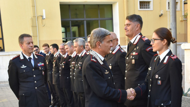 Il Comandante Regionale Del Monaco visita il Comando Carabinieri ... &copy; Creative Commons