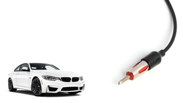 Knocery Adattatore Antenna Autoradio, Connettore Radio Auto ... &copy; Creative Commons