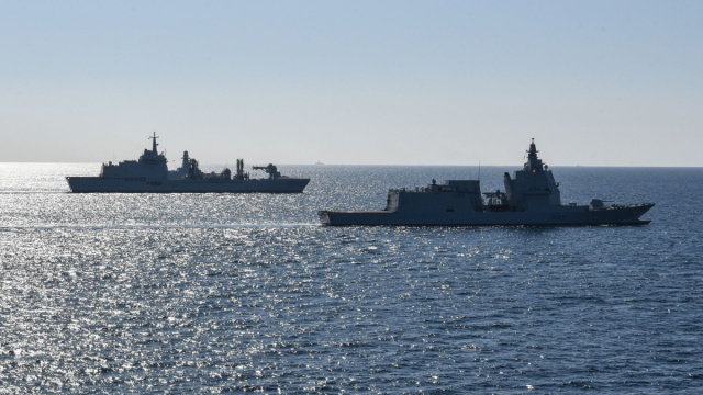La Seconda Divisione Navale in addestramento nel Golfo di Taranto ... &copy; Creative Commons