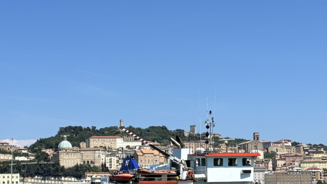 Porto di Ancona: dragaggio banchina 22 - Autorit&agrave; di Sistema ... &copy; Creative Commons