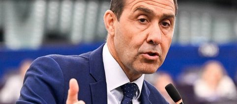 Rifondazione Umbria: 'Vannacci non è il benvenuto, servono diritti'