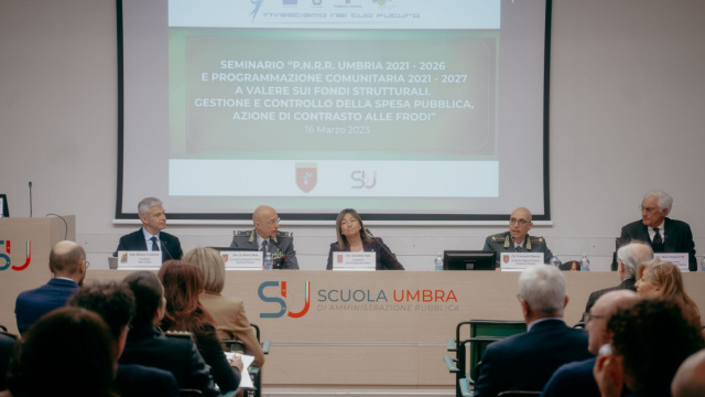 Aumentare i livelli di vigilanza sui fondi strutturali europei e ... &copy; Creative Commons