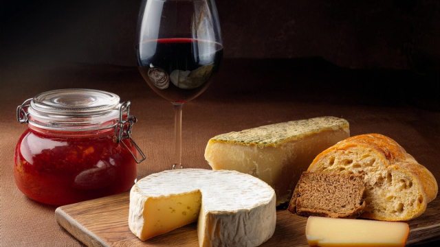 Degustazione di formaggi in Umbria &copy; Creative Commons