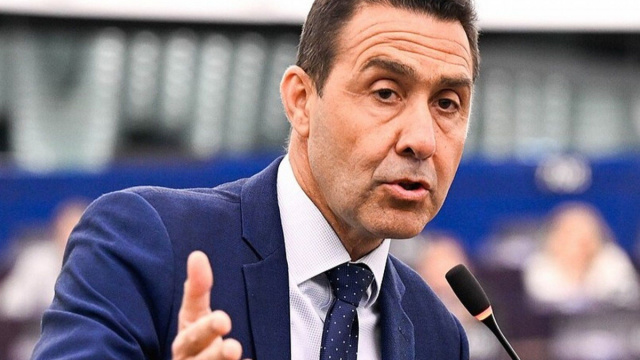 Vannacci e Alemanno a Orvieto: il forum di Futuro Nazionale con la ... &copy; Creative Commons
