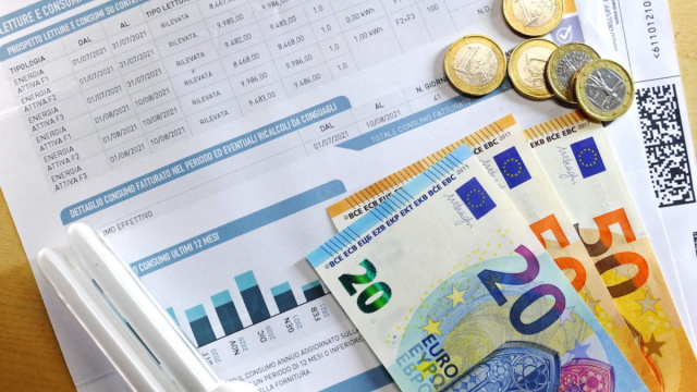 Energia, la Sardegna paga ancora di pi&ugrave;: 77 milioni di euro di ... &copy; Creative Commons