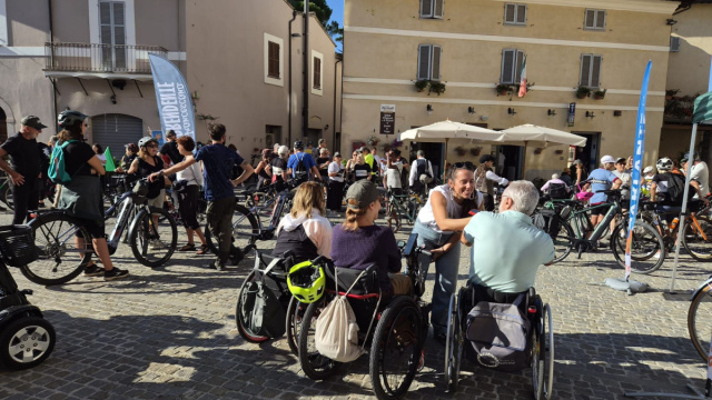 La Francescana Sorprendente a Spello: 200 cicloturisti uniti per ... &copy; Creative Commons